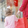 mom-shopping-with-little-girl